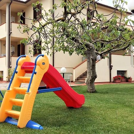 I Papaveri Apartments Σαν Βιντσέντσο Εξωτερικό φωτογραφία