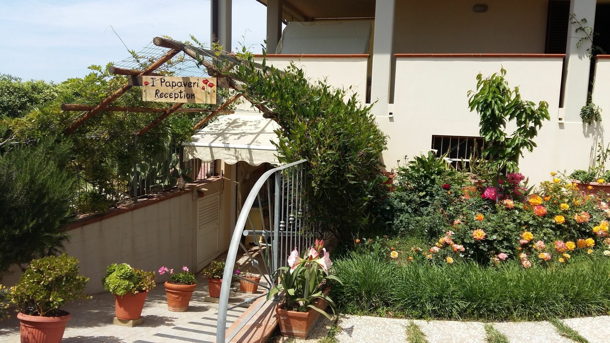 I Papaveri Apartments Σαν Βιντσέντσο Εξωτερικό φωτογραφία